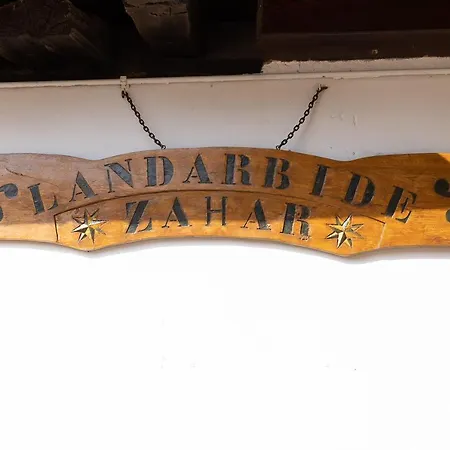 Landarbide Zahar By Egona Aia