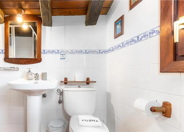 Landarbide Zahar By Egona Εξοχικό σπίτι Aia